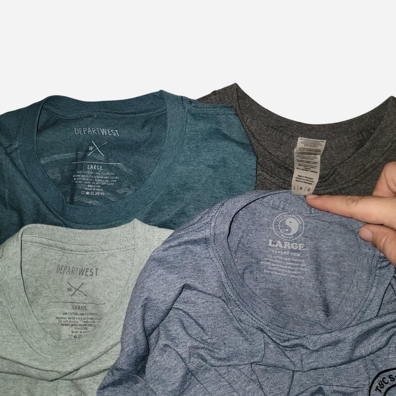 Unbranded Men's T-shirt Bundle gallery