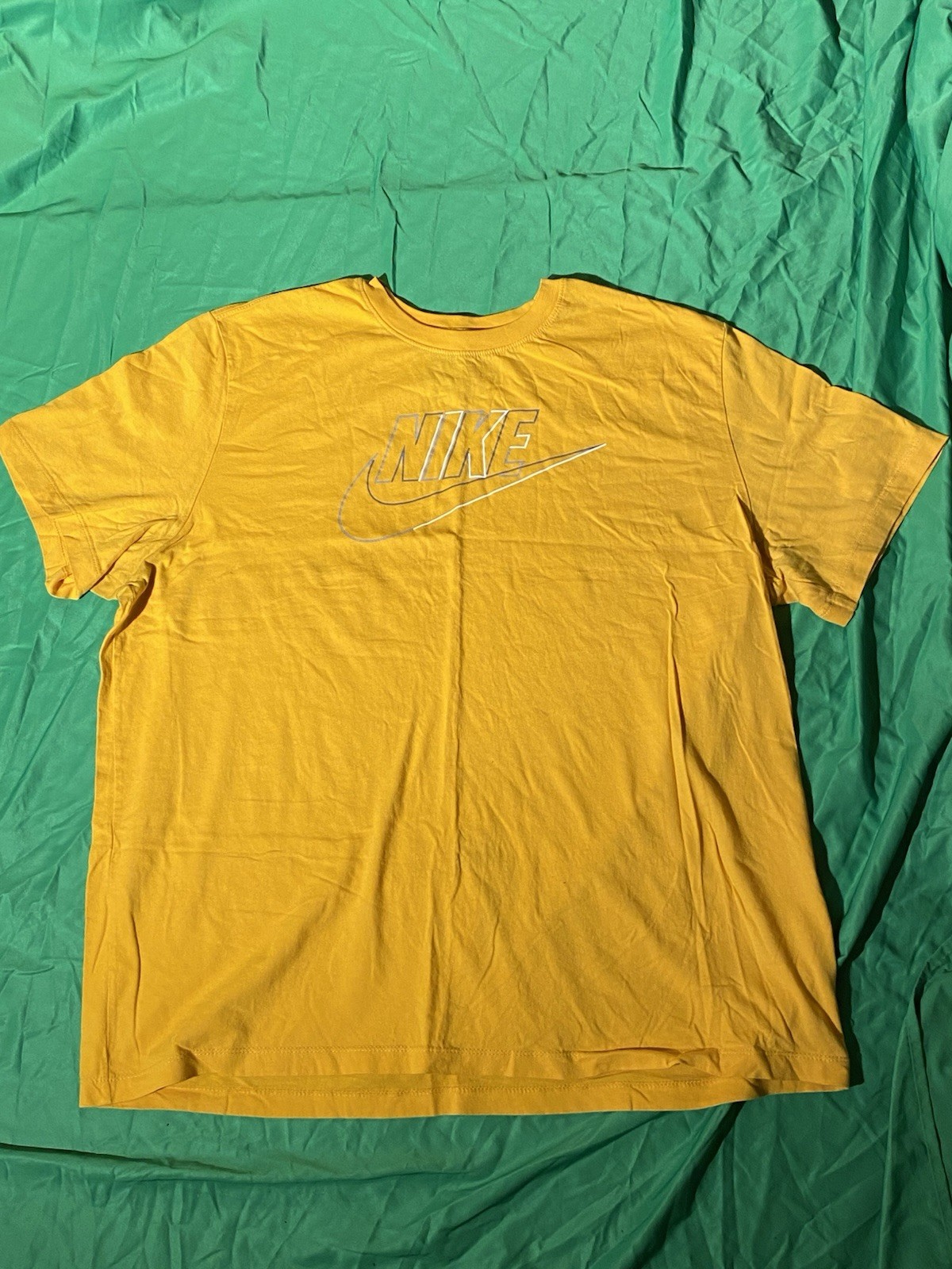 Nike T-Shirt Men’s Yellow Spellout Swoosh Graphic Tee Short Sleeve Casual Shirt gallery