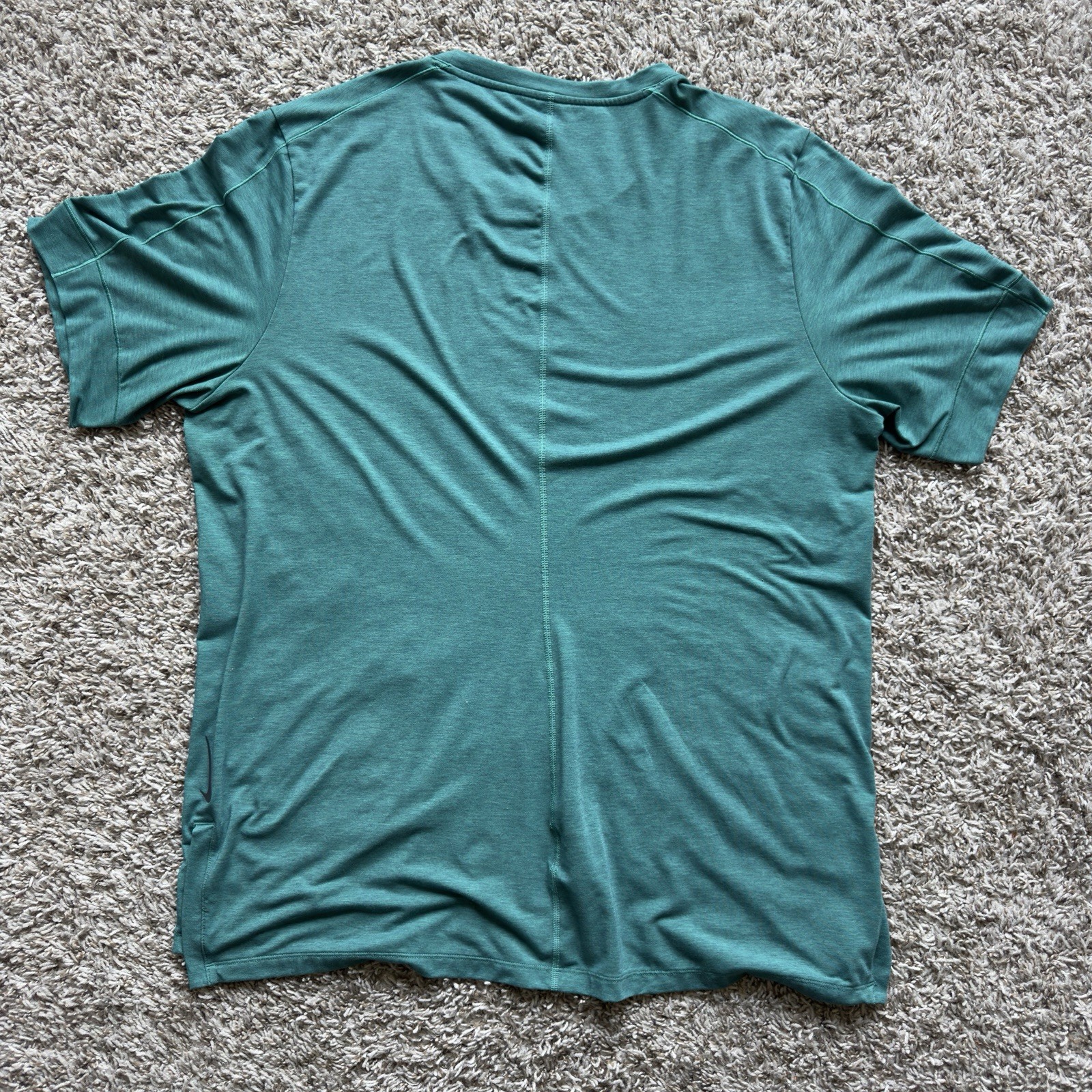 Nike Shirt Dri-Fit Yoga Mens XL Green Training Slim Fit DN4314-077 Activewear gallery