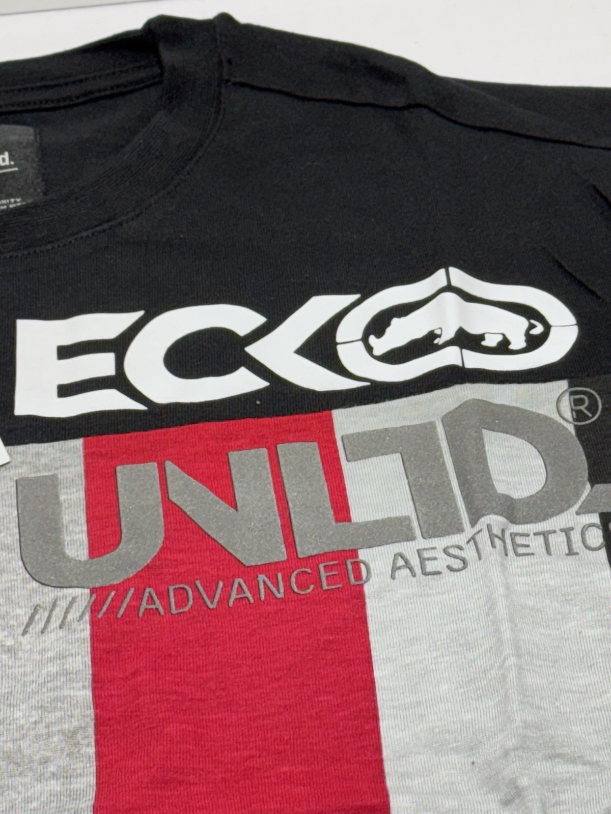 ECKO UNLTD S/S MULTI-COLOR T-SHIRT SZ: MEDIUM RETAIL $48 BRAND NEW WITH TAGS gallery