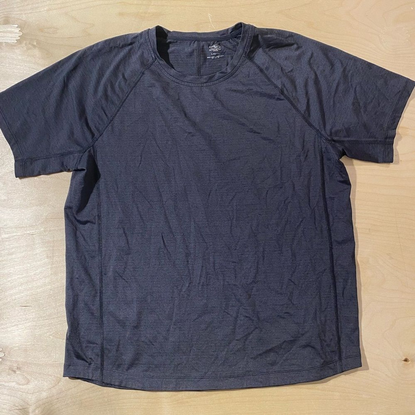 Athletic Works Dark Gray Short Sleeve Tee Large (42-44) (OX) gallery