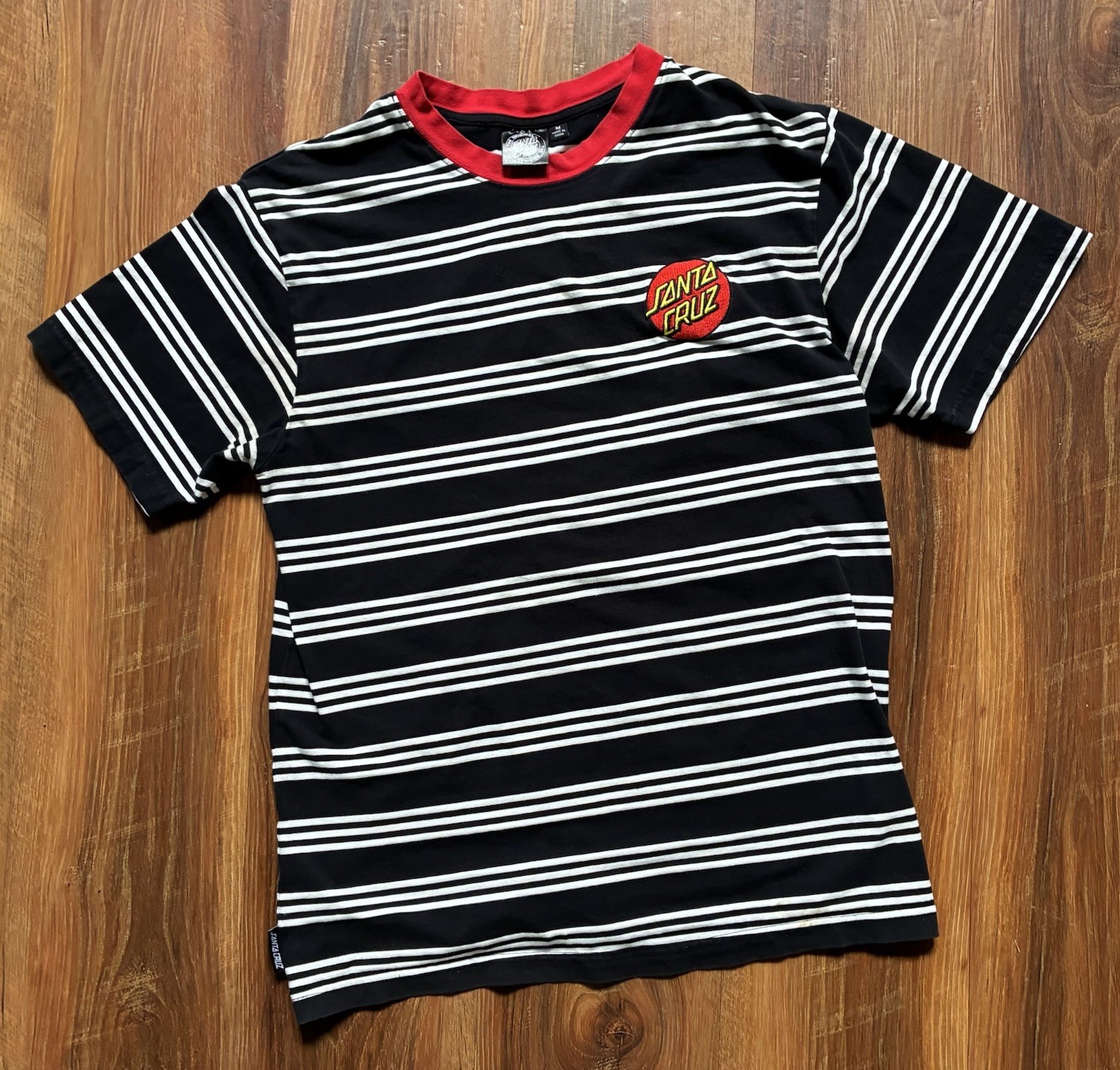 Santa Cruz Striped Ringer T-Shirt Black White Red Embroidered Dot Logo Medium gallery