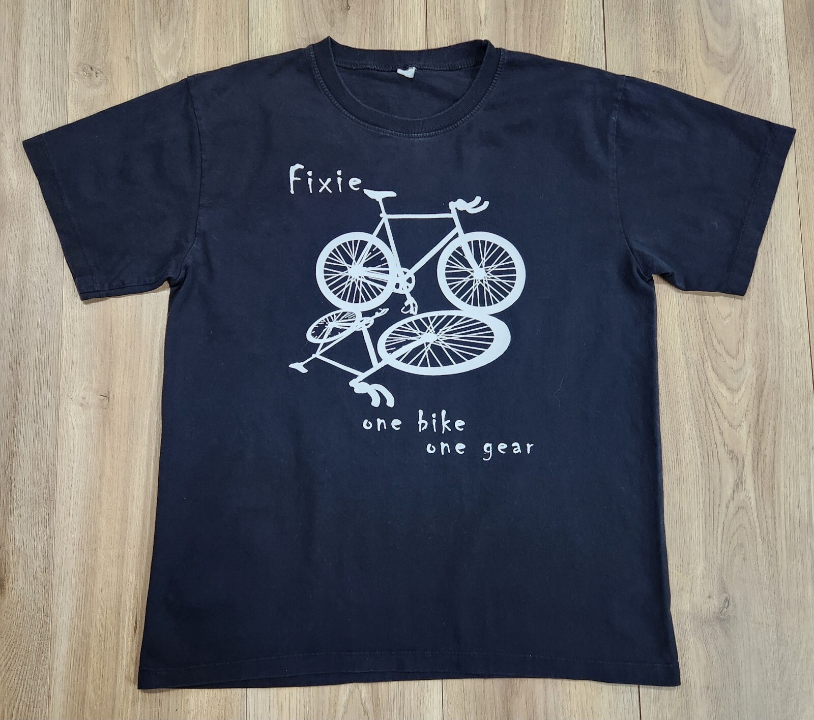 “Fixie – One Bike One Gear” T-Shirt Mens Sz Medium, Black, Cycling/Biking