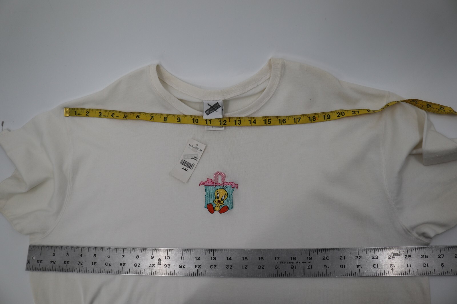 NWT Vintage warner bros men's XXL short sleeve looney tunes shirt beaded white gallery