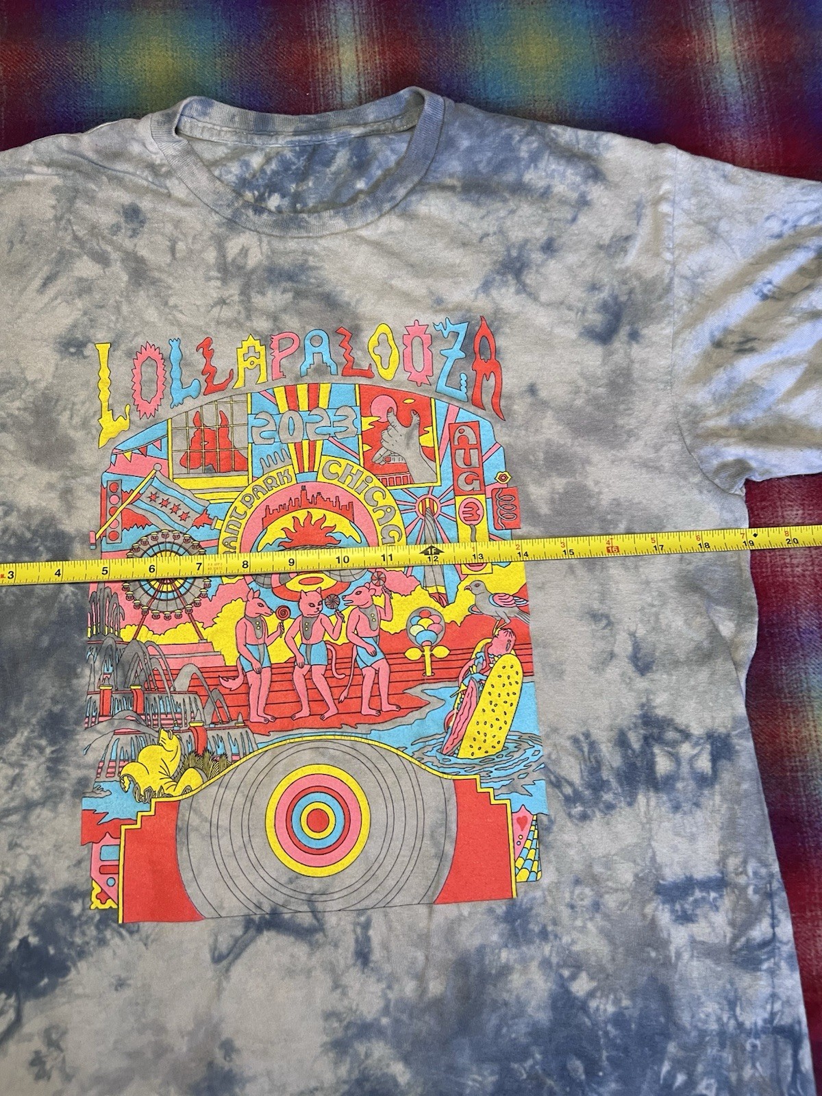 2023 Lollapalooza Chicago multicoloured tie-dye t-shirt Size Small gallery