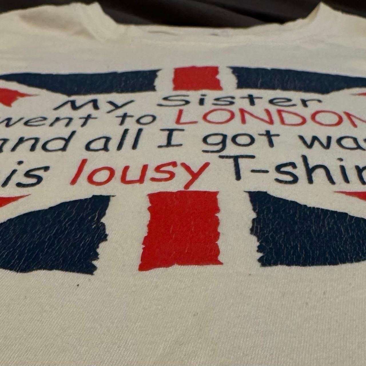 Vintage 1980s "My Sister Went to London" Funny Graphic L T-shirt FREE SHIPPING gallery