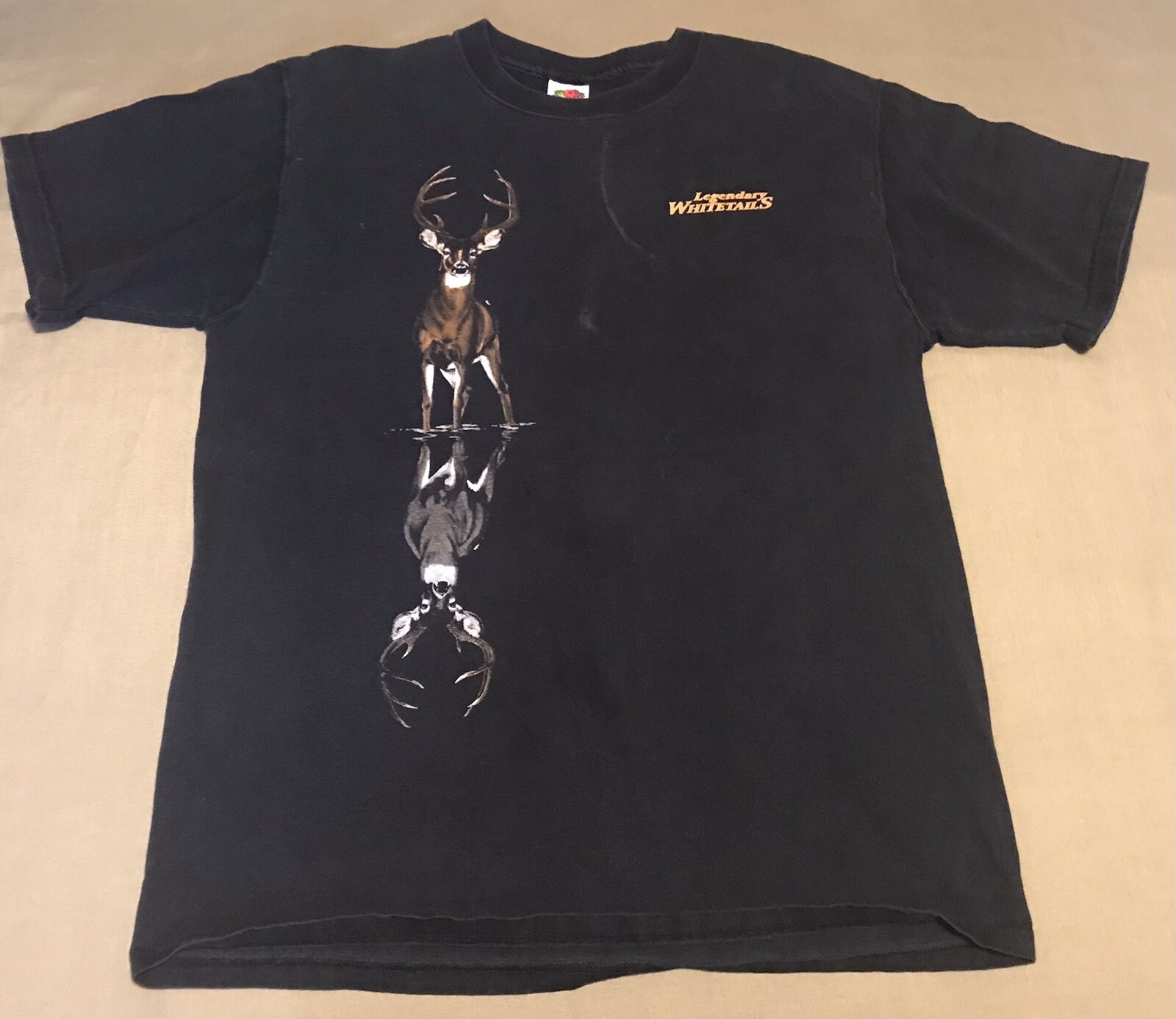 Mens Fruit of the Loom Legendary White Tails/Deer Black T Shirt Size Large