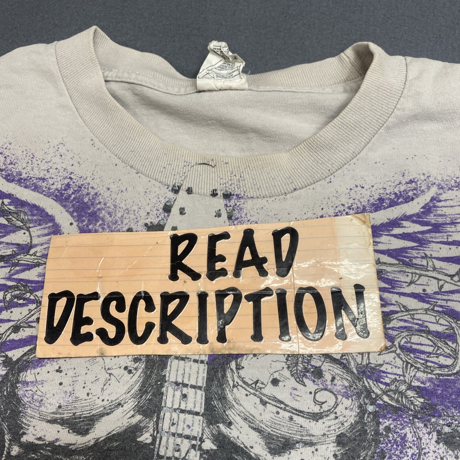 Vtg Y2K Skull Wings Guitar T-Shirt Size XL Gray Grunge Skate Punk Read gallery