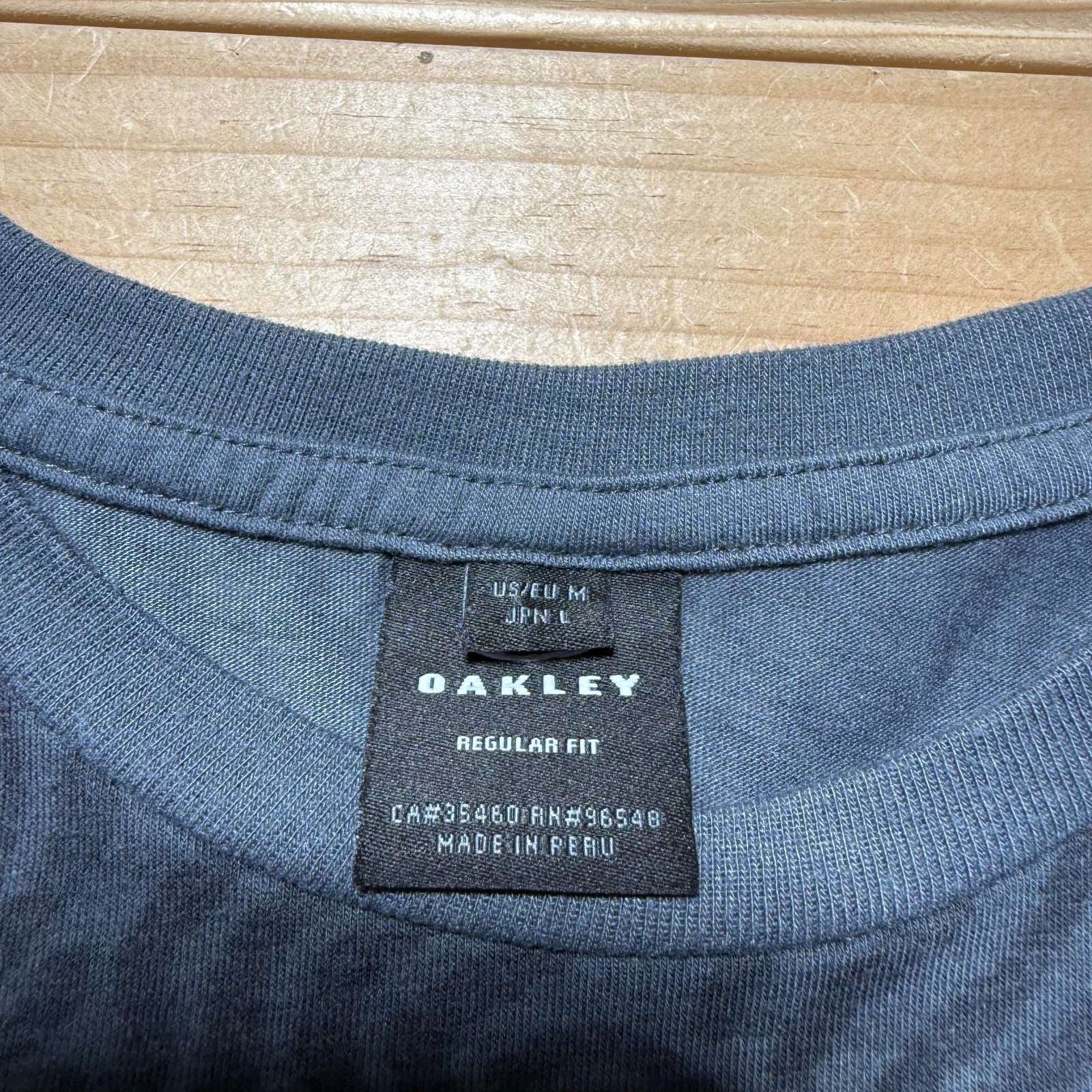 Oakley Topographic Map Pattern All Over Print Surf Skate T-Shirt Men's Medium gallery