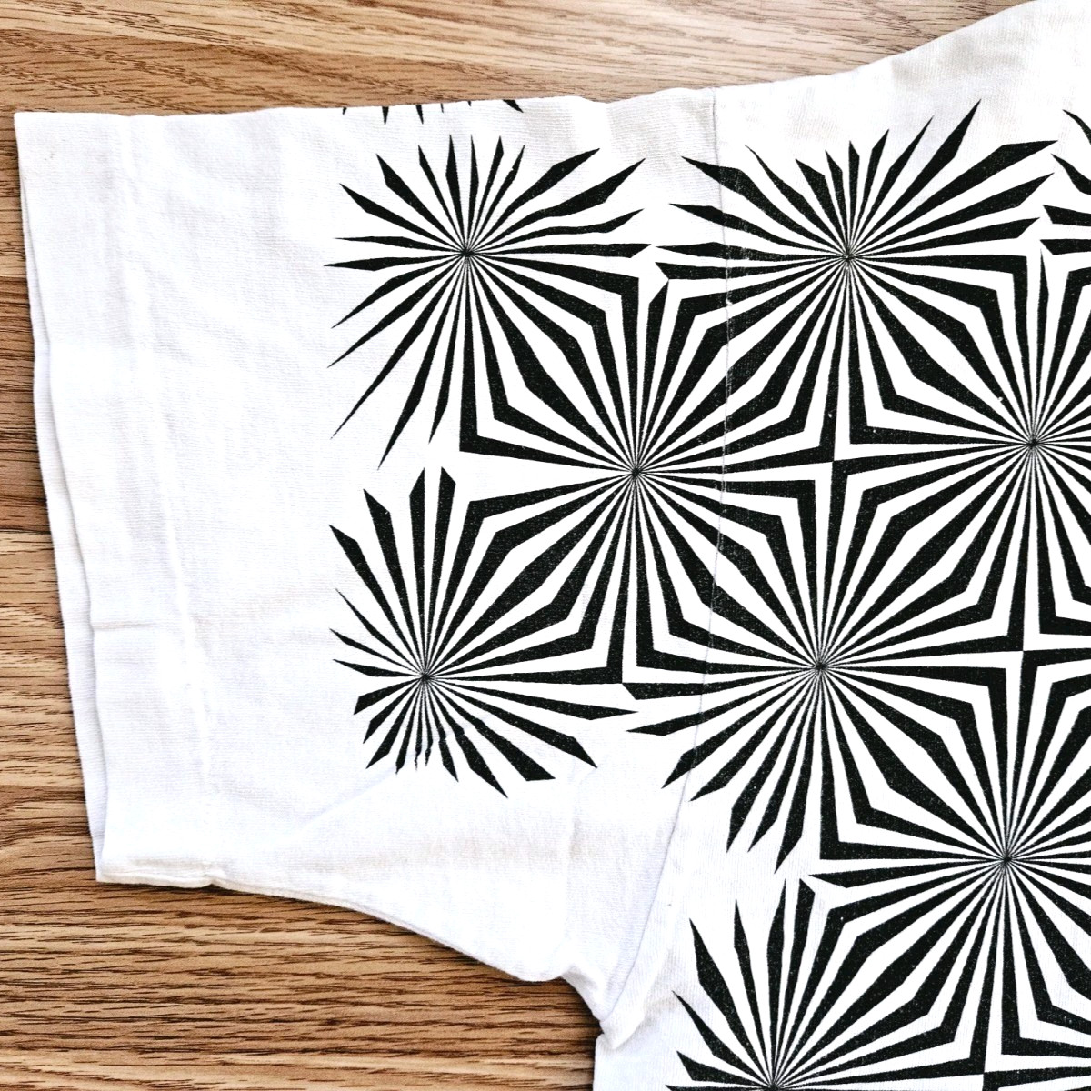 Vintage 80s 90s Trippy LSD Drug Optical Illusion AOP All Over Print T Shirt XL gallery
