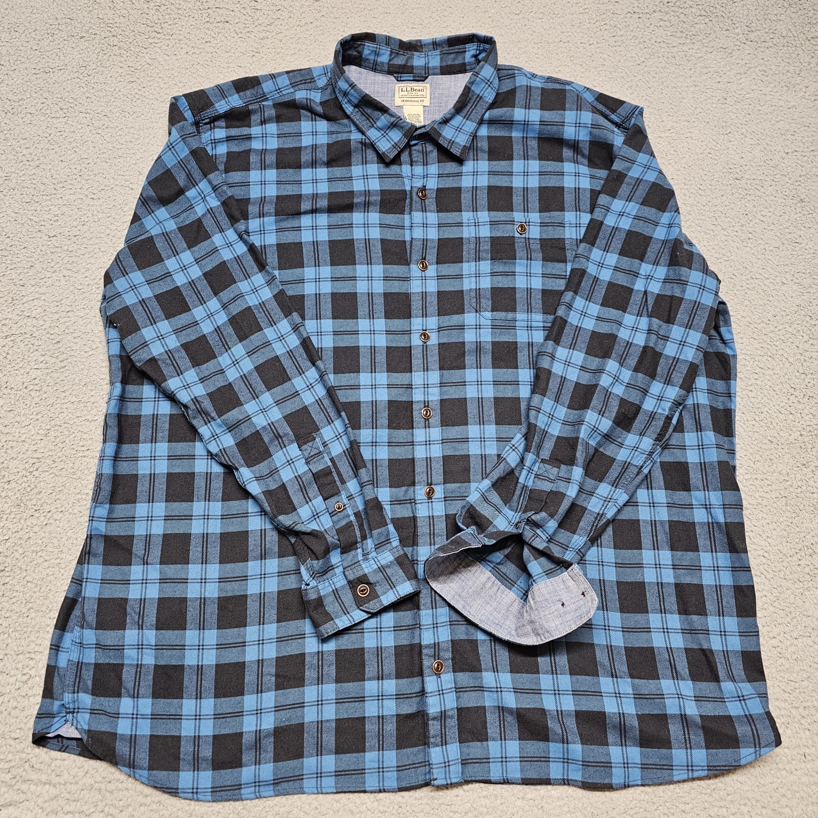 LL Bean Flannel Shirt Men's 3XLT Blue Plaid Button Up Shirt #513682 Untucked Fit gallery