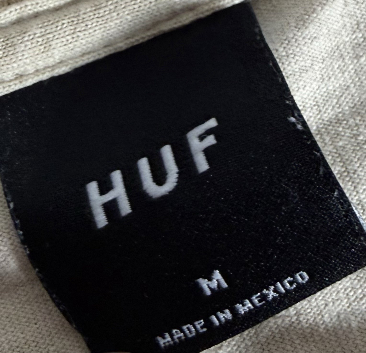 Vintage HUF Worldwide Skate "Not Responsible" T Shirt M Y2K Grunge Streetwear gallery