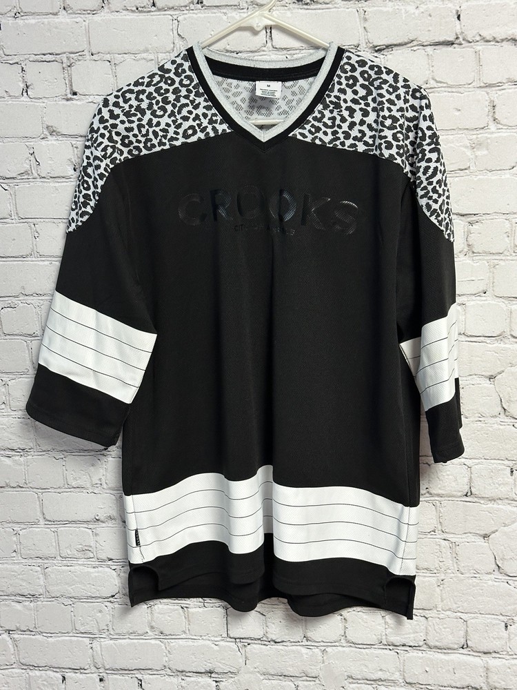 Crooks & Castles Leopard Print V-Neck Jersey