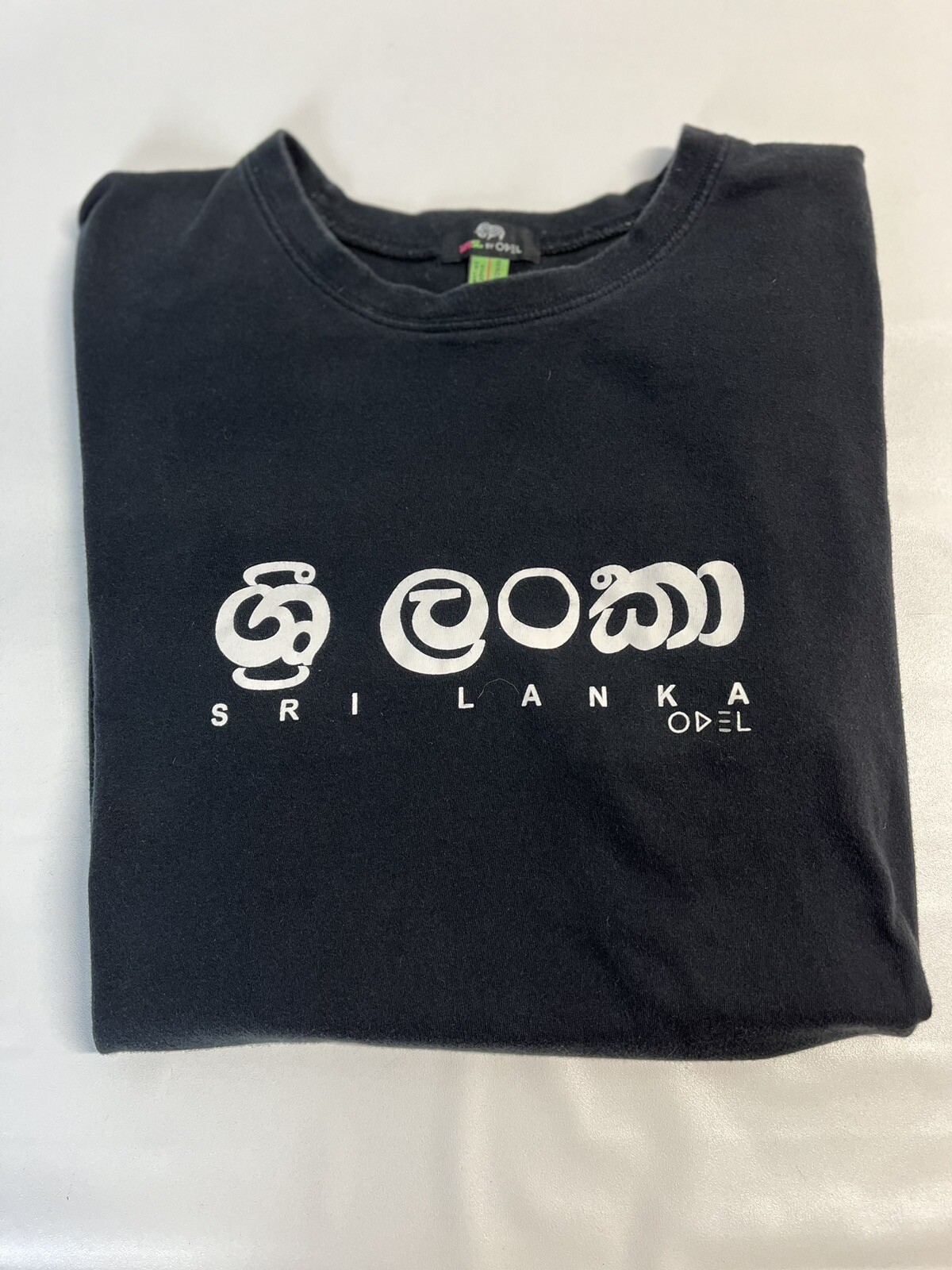 Sri Lanka Large Black T-Shirt Destination Souvenir