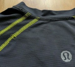 Lululemon Metal Vent Tech Shirt Men’s Medium Gray Athletic Workout Tee