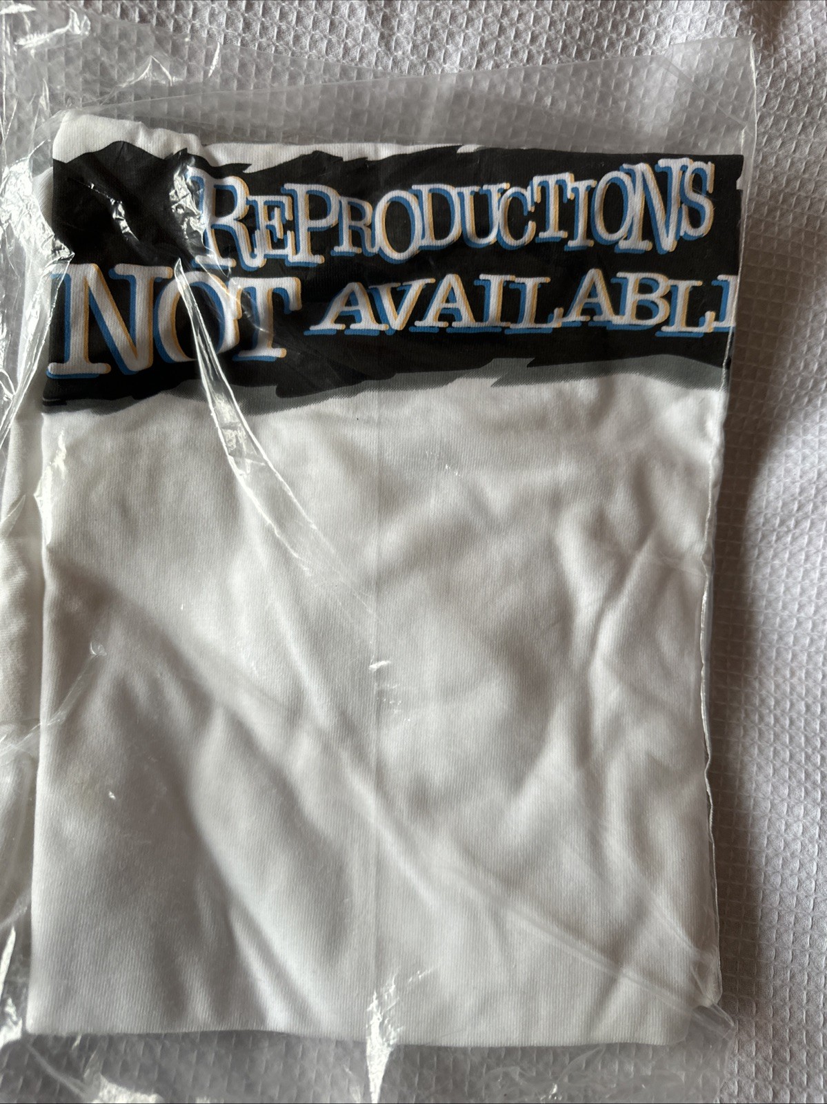 Hanes “I’m An Original-Reproductions Not Available -T Shirt NIP Adult Large gallery