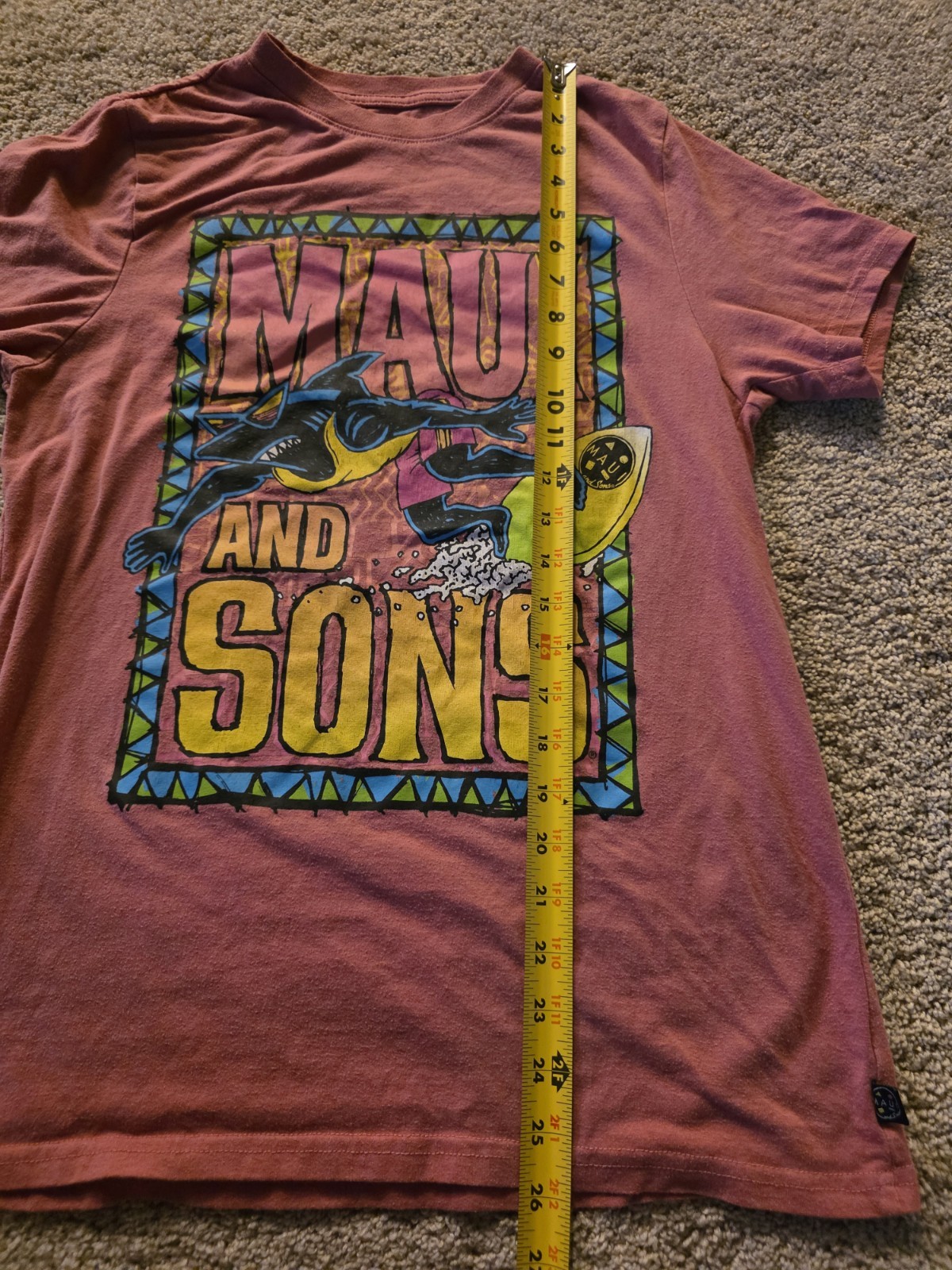 Maui And Sons Graphic Surf Shark T Shirt Mens Medium Pink Retro Beach Skater gallery