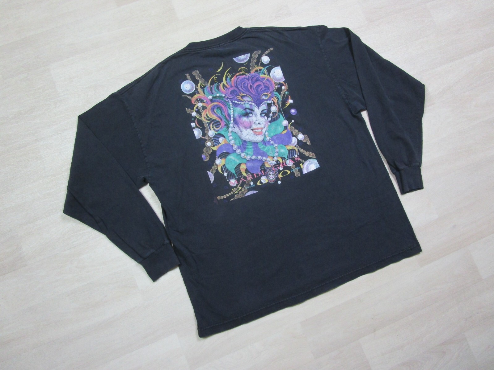 Vintage Mardi Gras T Shirt Men’s (2XL) 2001 Andrea Mistretta Long Sleeve "Beads" gallery