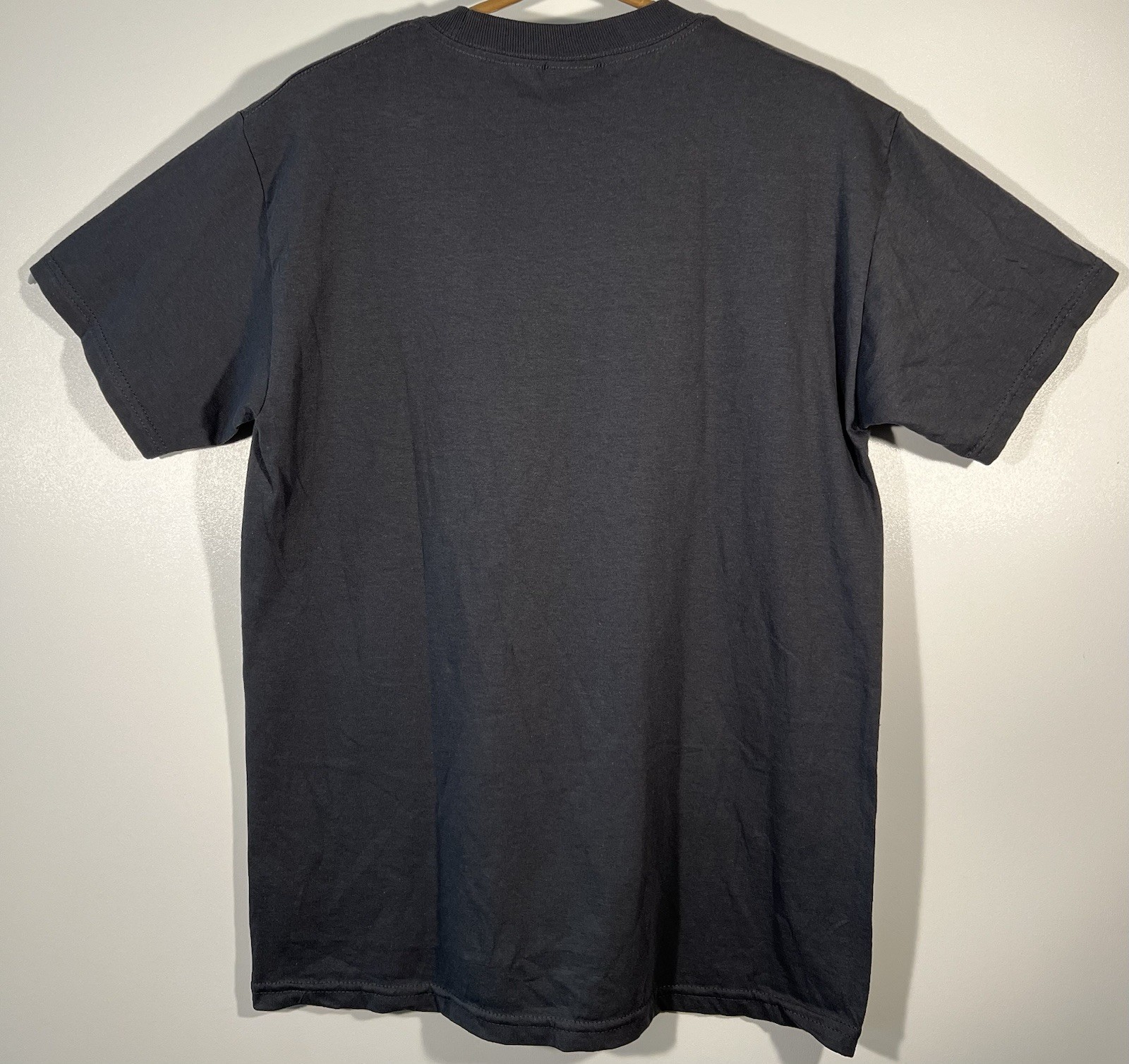 VTG Y2K Hybrid Tees T Shirt Gothic Tribal Graphic Roses fleur-de-lis Men’s Sz M gallery