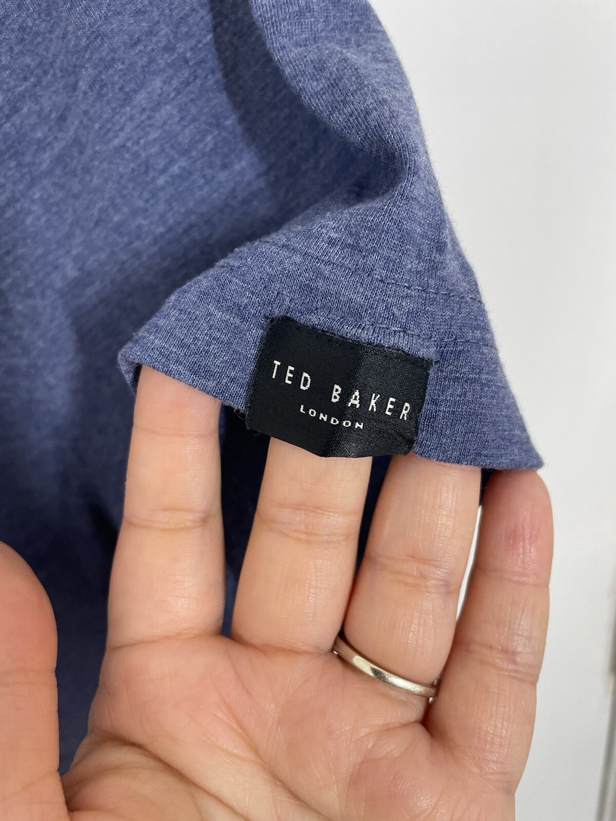 Ted Baker Men's T Shirt Size Medium Blue Short Sleeve Crew Neck NWT gallery