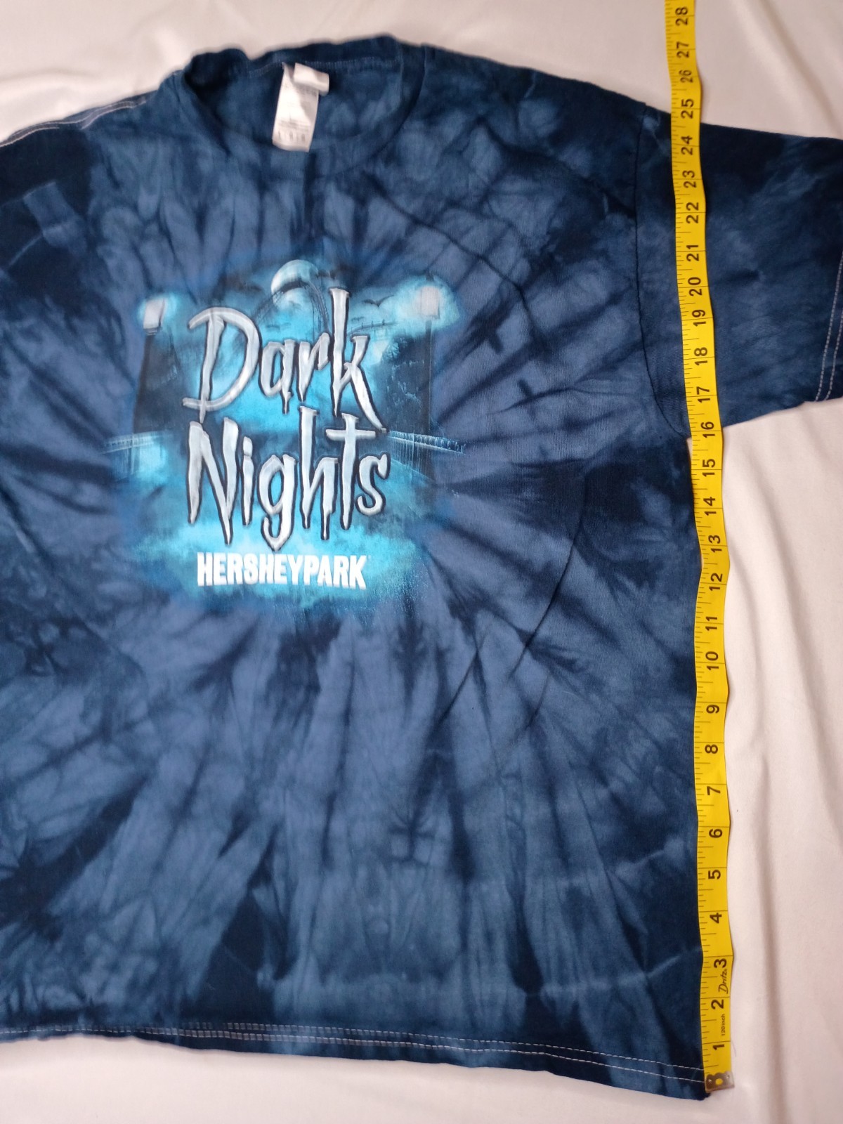 Dark Nights Hershey Park Blue Tie Dye Graphic Tee Shirt Short Sleeve Y2K