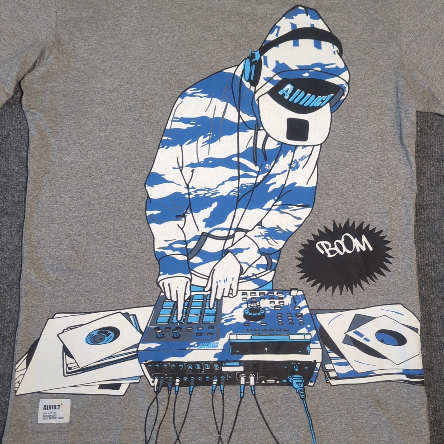 Addict Beats Collective DJ Graphic T-Shirt Tiger Camo Streetwear Men’s Large