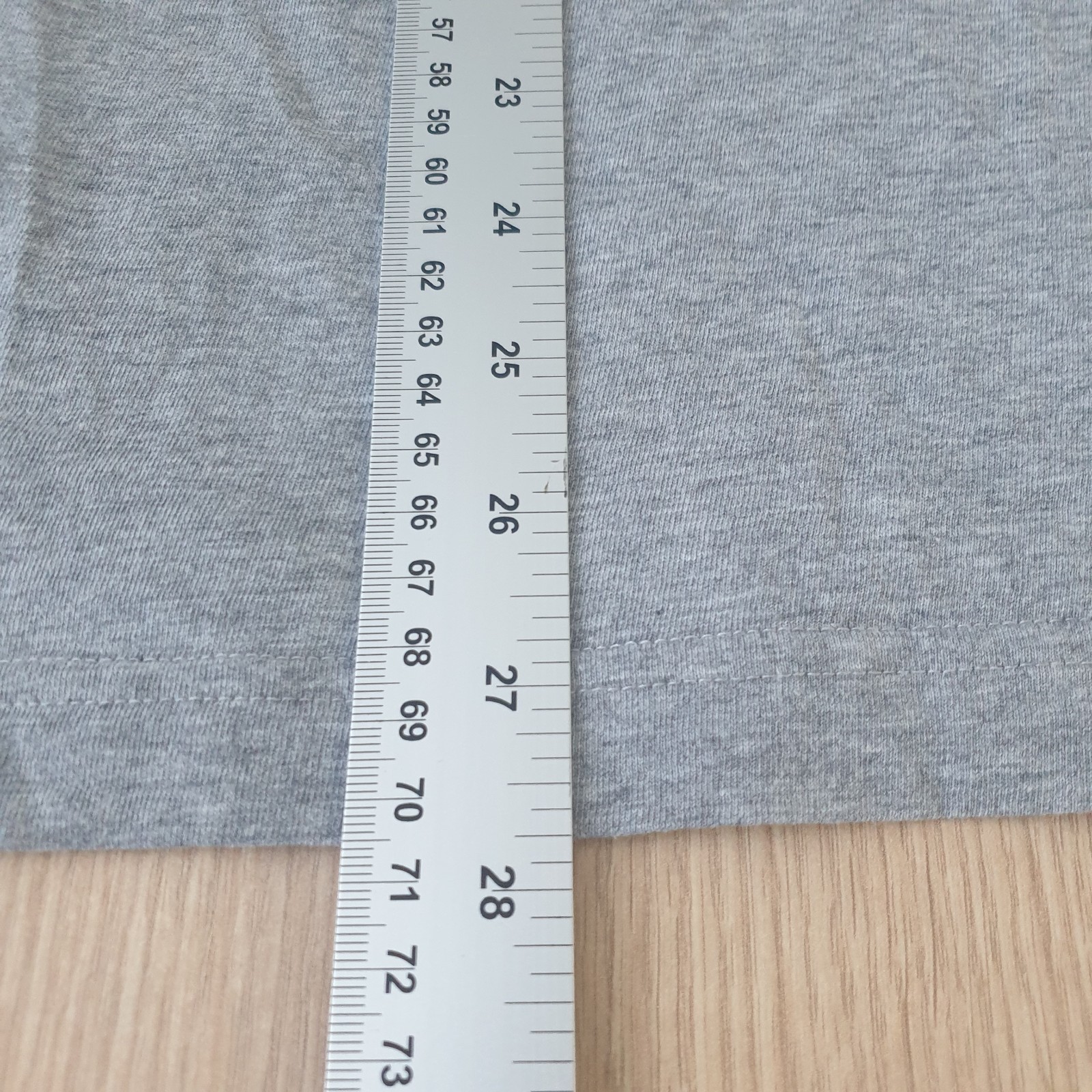 Gant T Shirt Mens Medium Grey Shield Logo Classic Preppy Casual Minimalist gallery