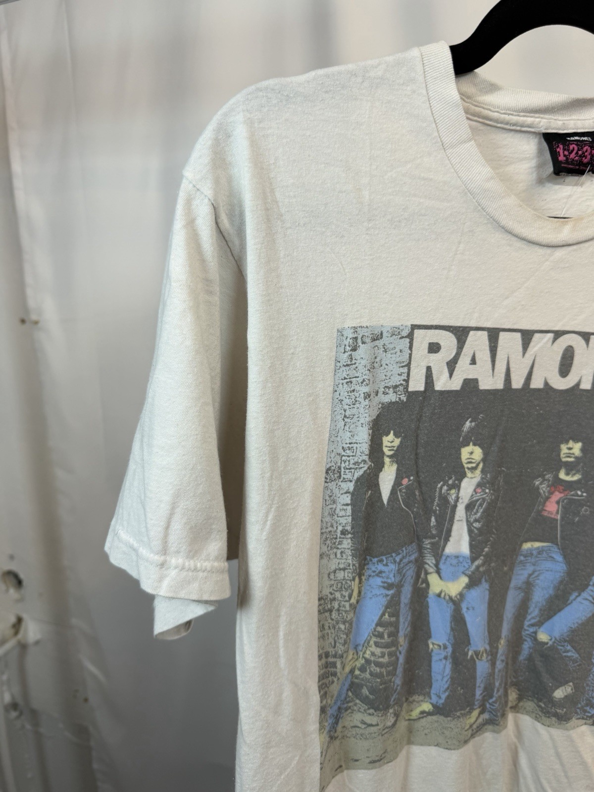 Vintage Ramones Shirt Large Self Titled 1 2 3 4 Tag White 90s gallery
