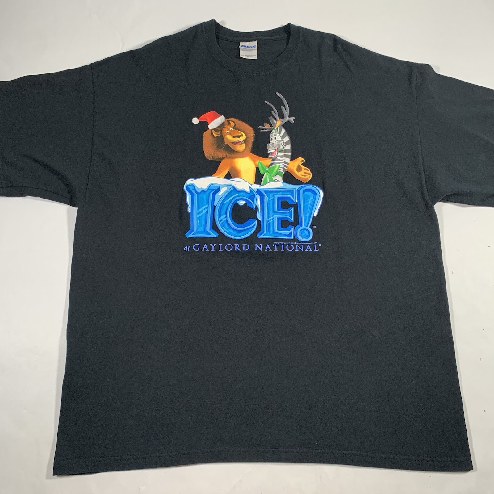 Merry Madagascar Movie Promo T-Shirt Mens 2XL ICE Christmas 2011 Dreamworks gallery