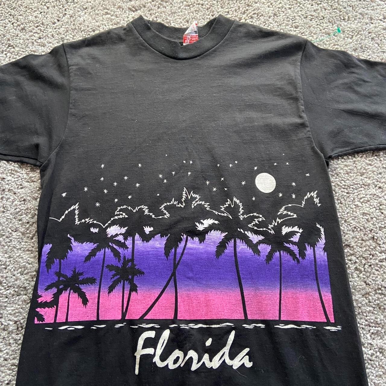 Vintage 90s Florida Miami Vice-style wrap-around tee, single stitch gallery
