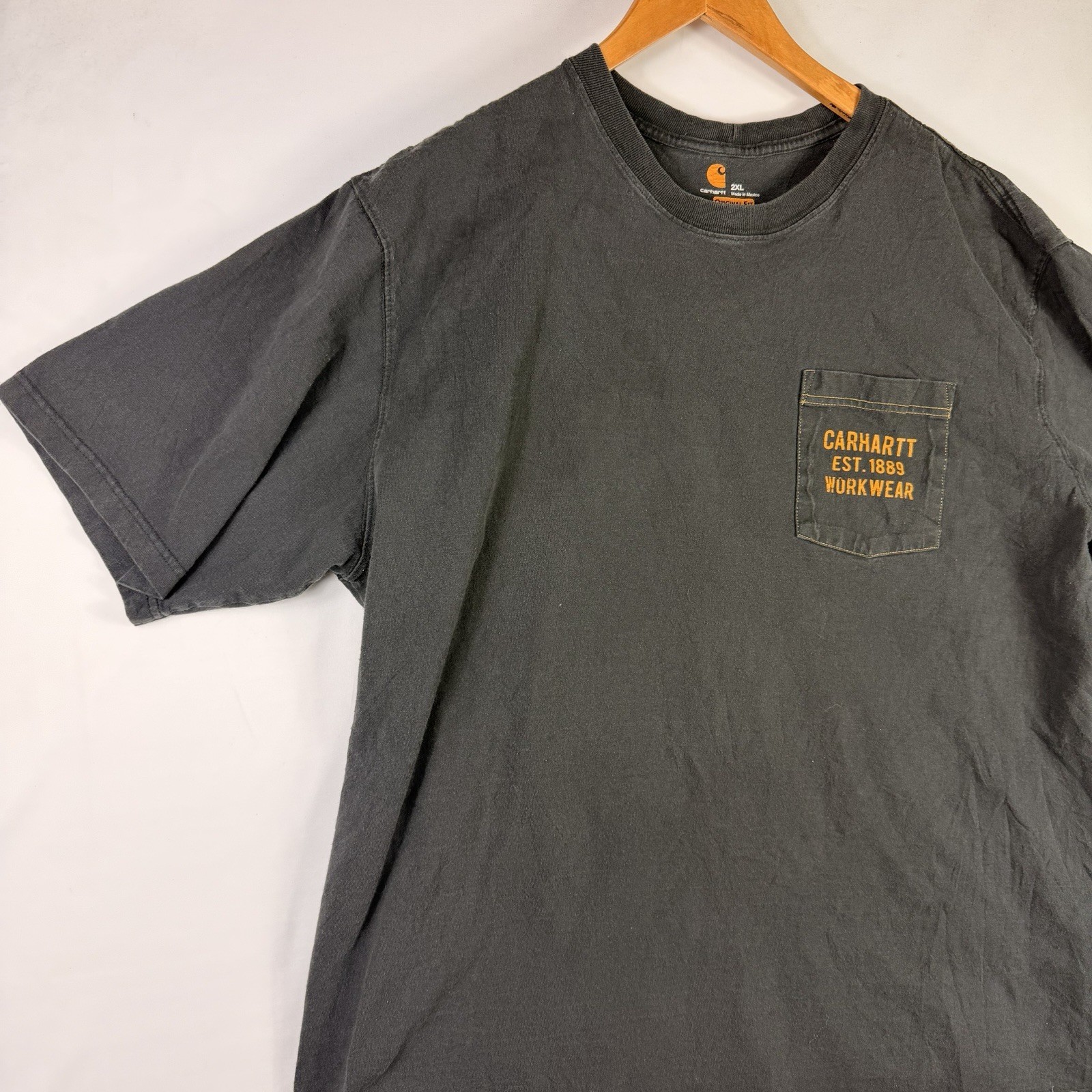 Carhartt T-Shirt Mens 2XL Original Fit Black Short Sleeve Pocket Tee 100% Cotton gallery