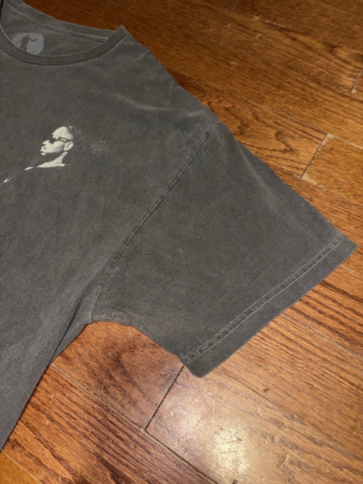 2022 Heroes & Villains Rap Tee Shirt Mens XL Gray Faded Y2K Future Metro Boomin gallery