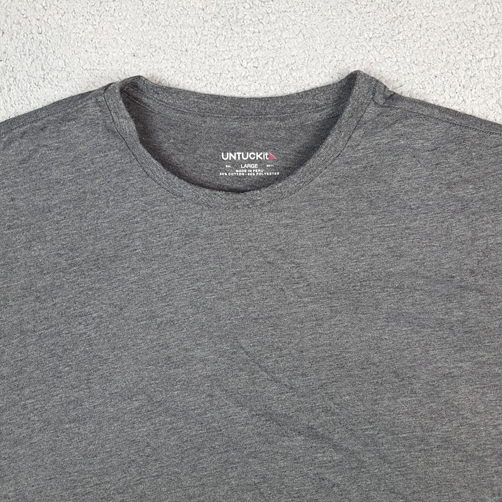 UNTUCKit Gray Breathable Lightweight Size L Moisture Wicking Athletic T Shirt gallery