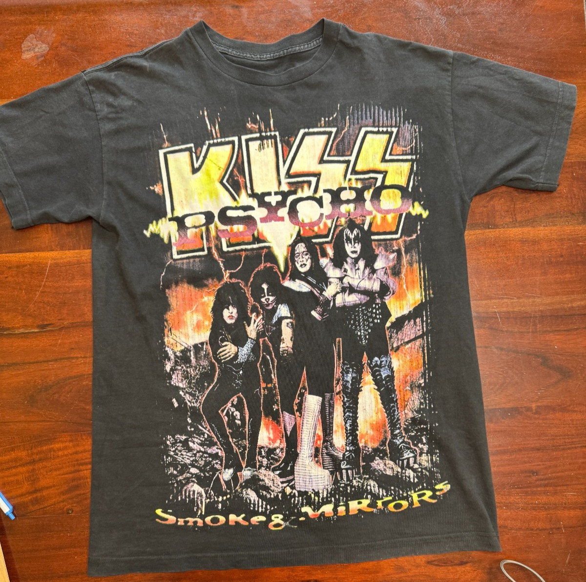 KISS BAND SHIRT 23x31.5 (XL) PSYCHO SMOKE AND MIRRORS-RARE BOOT FIND-CUT TAG-AOP gallery
