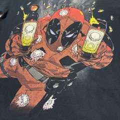 Vintage Marvel Comic Mad Engine Deadpool Pistols T-Shirt Size Medium Black Y2K