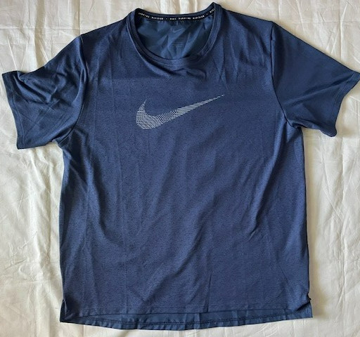 Nike Dri-FIT Running Division Men’s Miler Tee Shirt DR8766-437 Size L Blue