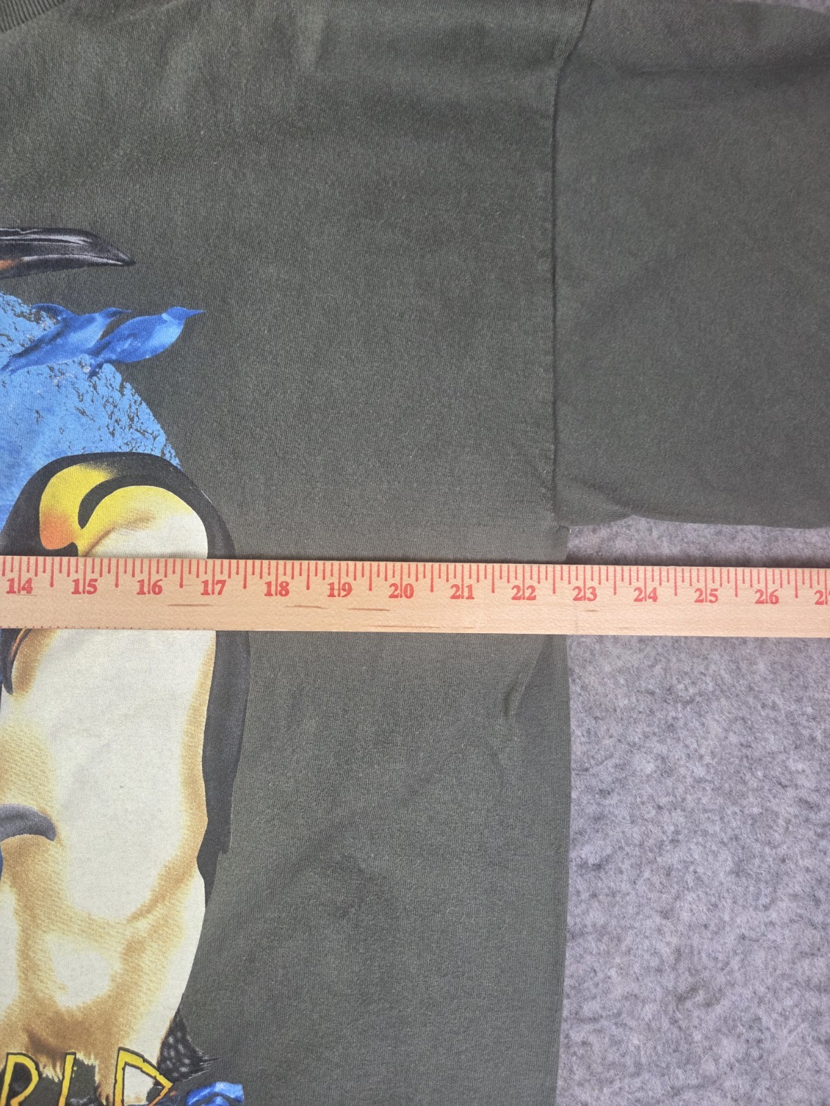 Vintage Y2K Sea World Penguin Print T Shirt Size XL Green gallery