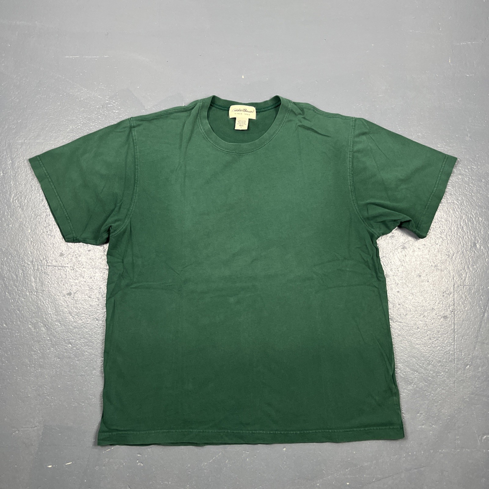 Vintage 90s Eddie Bauer Men’s Tshirt Green Large VTG Gorp Core Casual Outdoors gallery