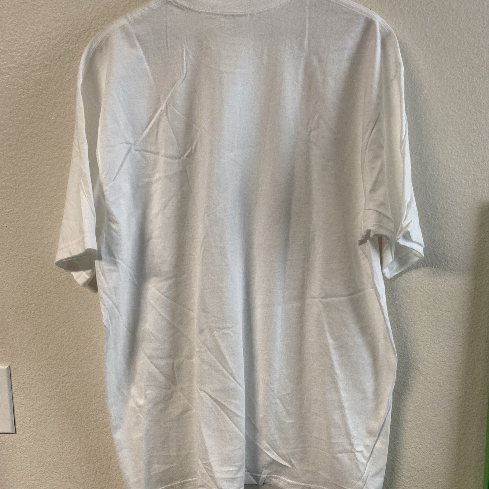 Supreme Crest T Shirt SS24 Size x Large White 100% Authentic gallery