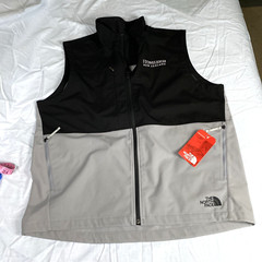 The North Face Castle Rock Soft Shell Vest, Women’s Size X-Large TG Black & Gray