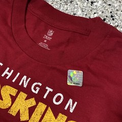 Washington Redskins NFL Graphic Tee T-shirt Helmet Team Apparel Official NWT M
