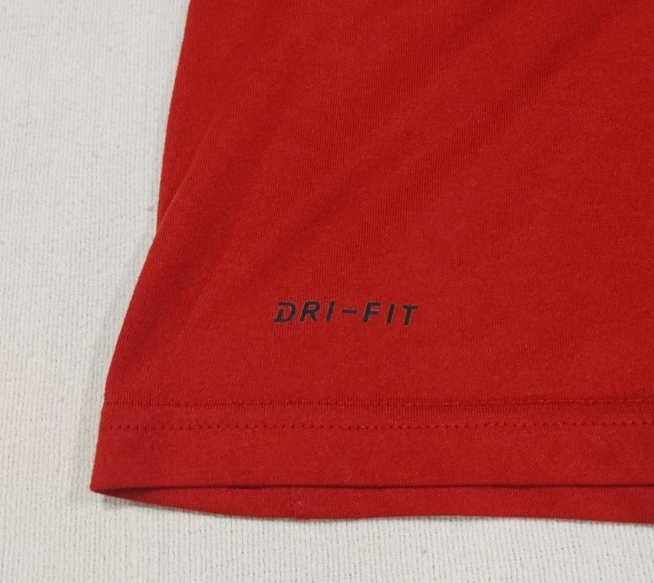 Nike Dri Fit TShirt Regular Athletic Casual Red Adult Size Large gallery