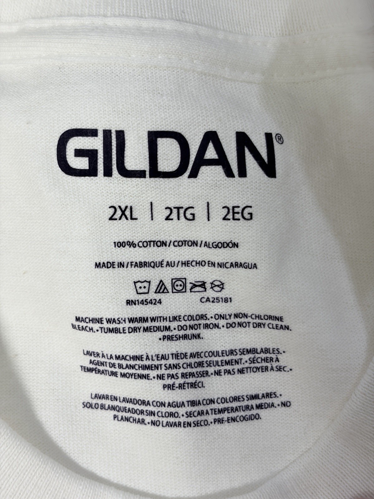 Gildan 2XL Black & White Cotton Crew Neck Short Sleeve Men's Unisex T-Shirts gallery