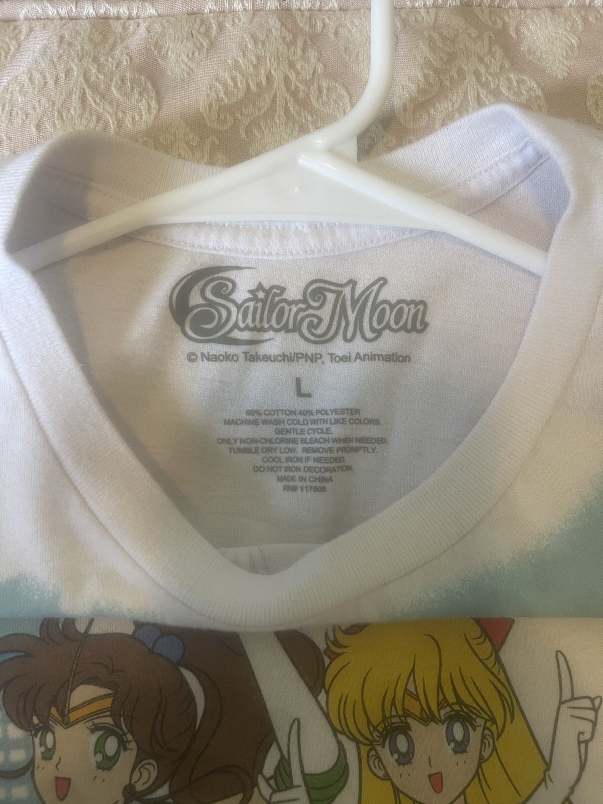 Sailor Moon Men's White Graphic Print Crew Neck Short Sleeve T-Shirt Size L gallery