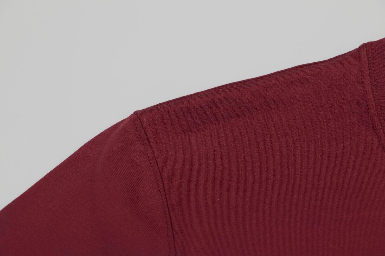 NWT Brunello Cucinelli Men "Slim Fit" Textured Logo Graphic Crewneck Tee M A238 gallery