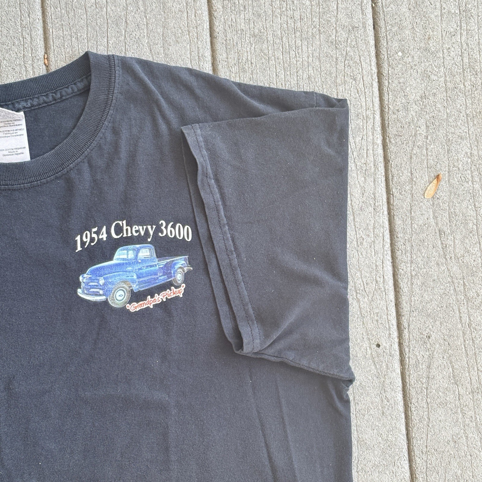 Vintage Gildan 1954 Chevy 3600 Graphic T Shirt Mens Black Faded Pickup Truck Tee gallery