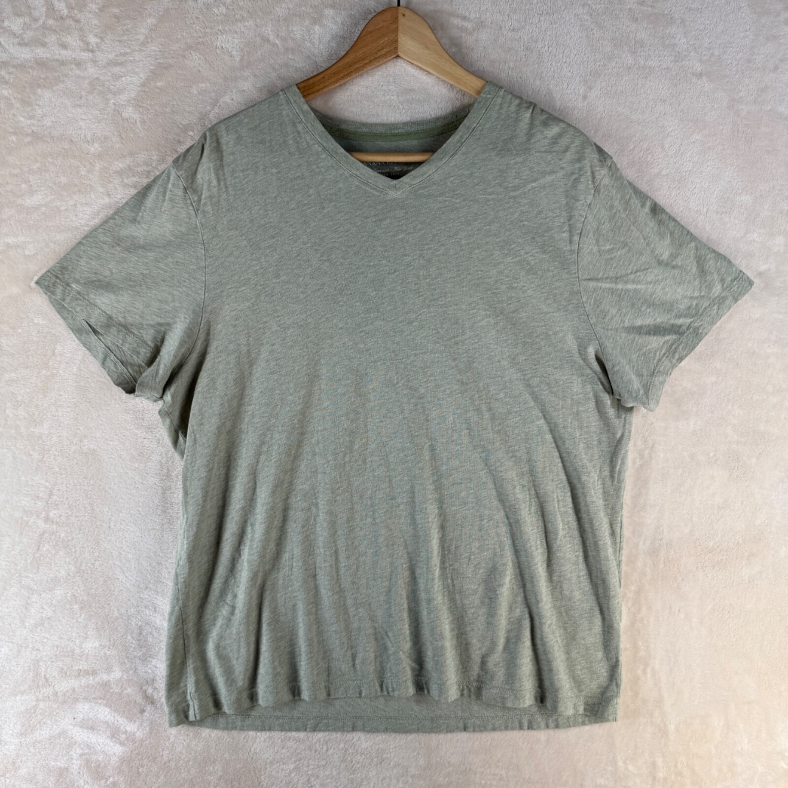 Banana Republic Men’s Size XL Solid Green Cotton Short Sleeve Fitted Vee