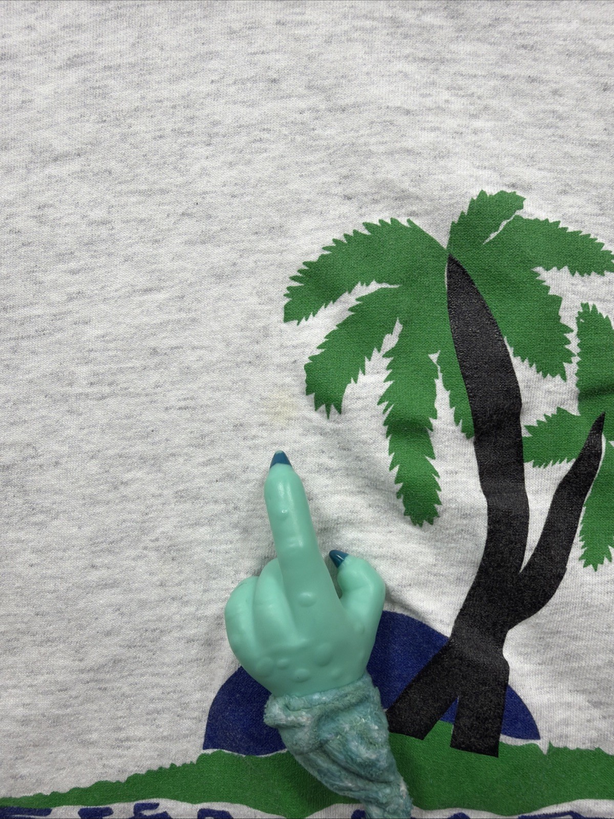 Vintage Tradewinds Lounge Gray Oneida Graphic T Shirt Men’s XL gallery