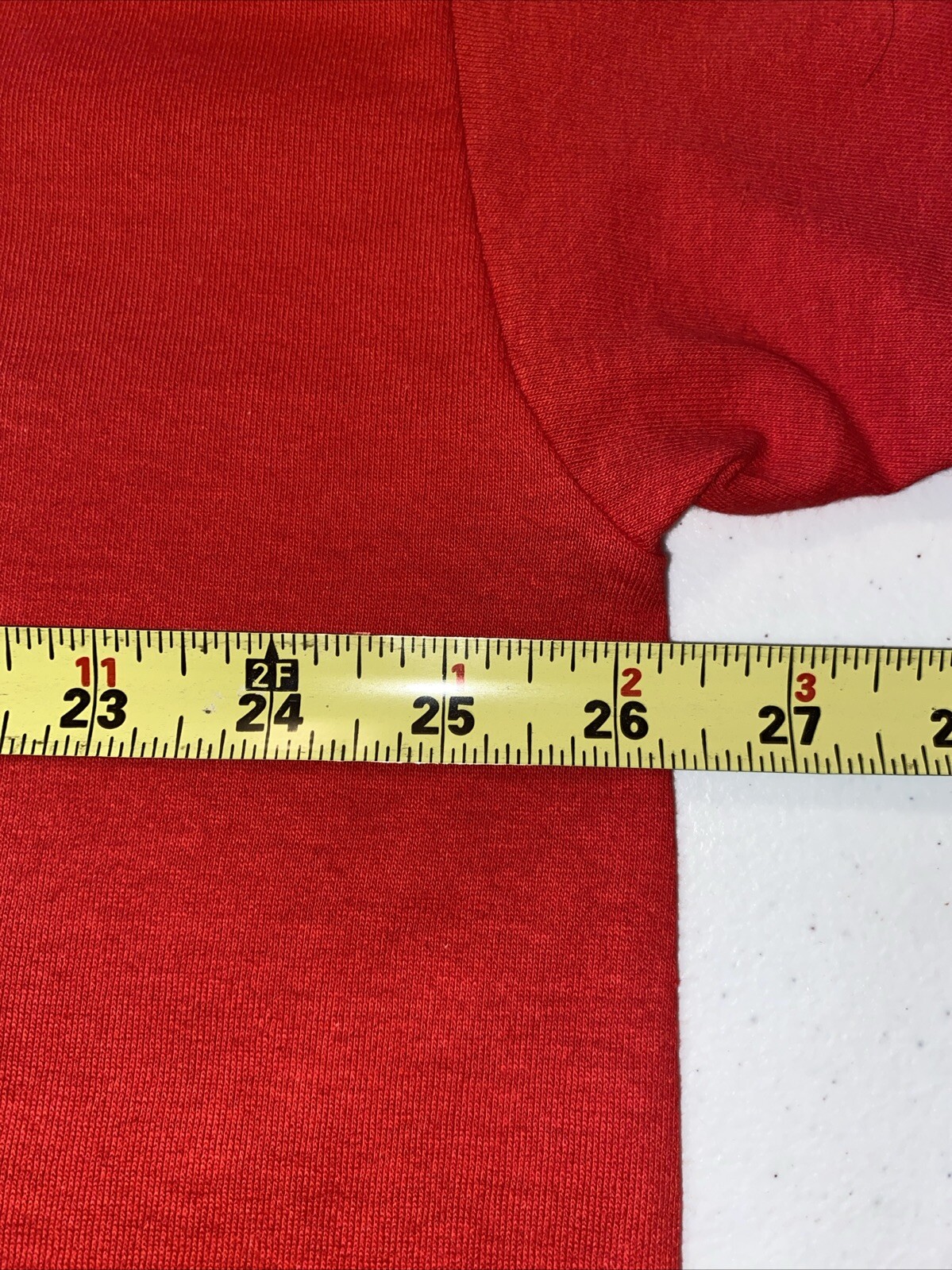 Cincinnati Reds Genuine Merchandise Red Tee Size 2XL Pit To Pit 26” L 31” gallery