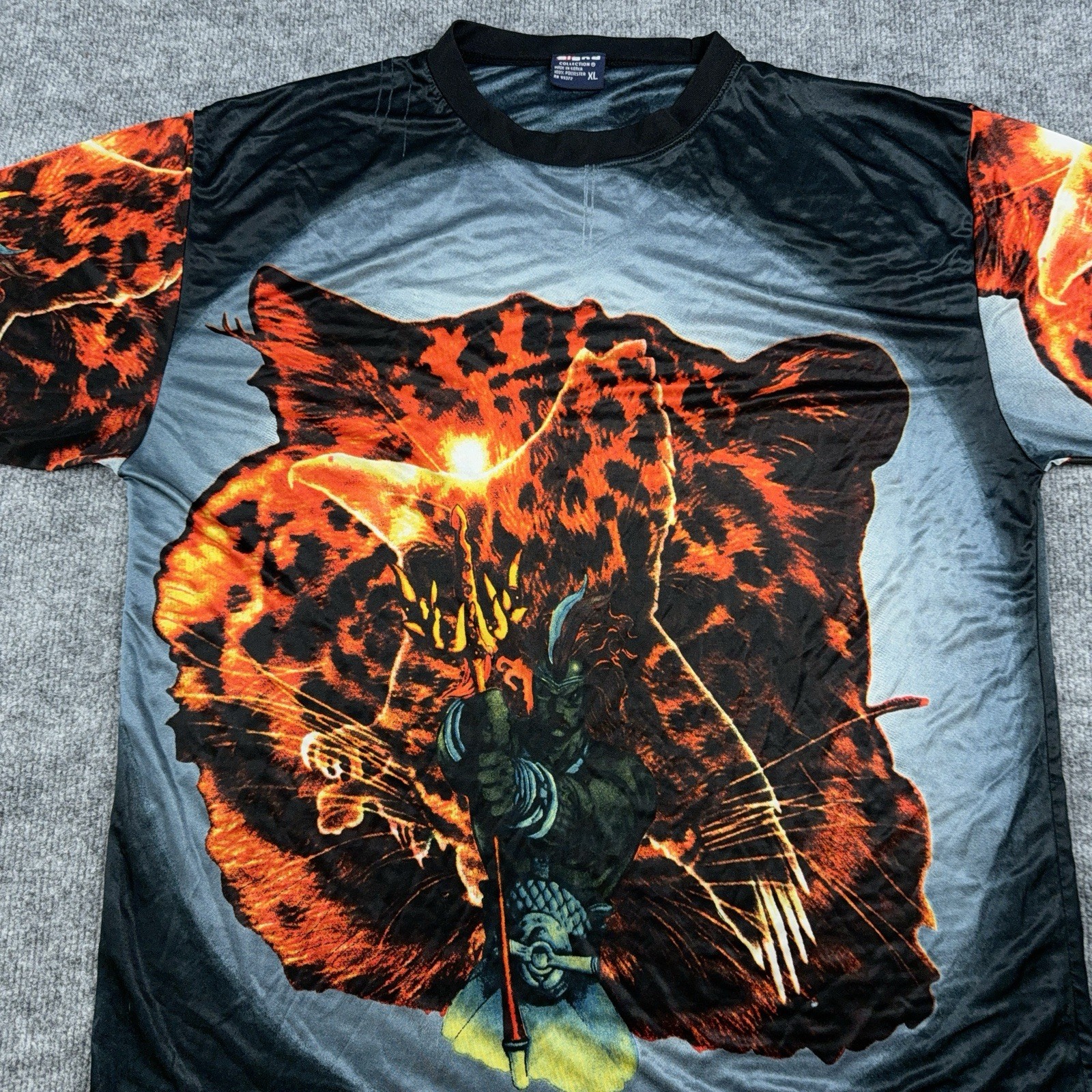 Vintage Bignd Men's XL Sheer Y2K 90's Dragon Slayer Anime Graphic T-Shirt gallery
